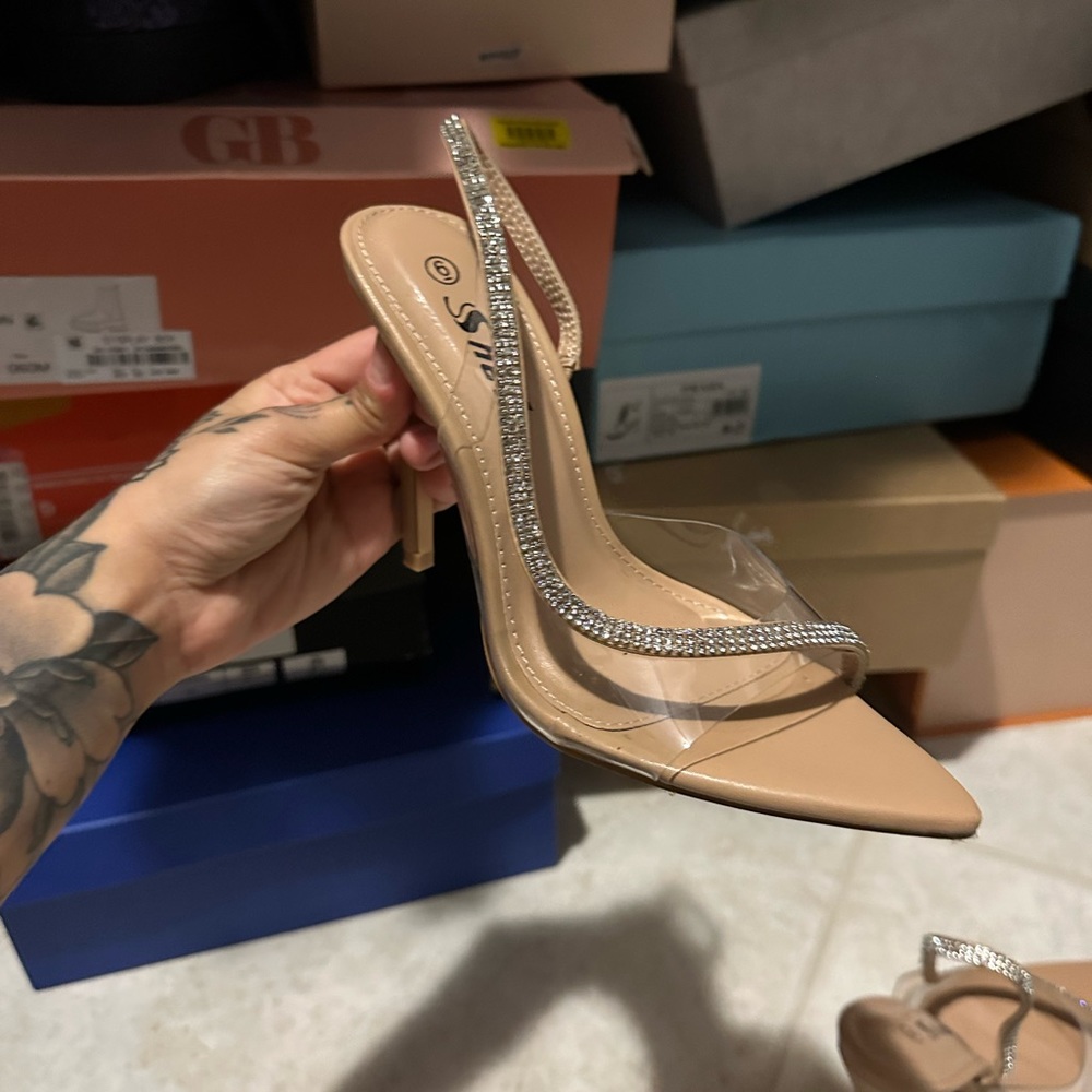 Heels - Picture 3 of 6
